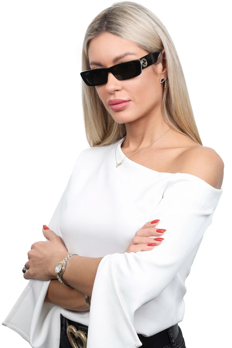 Солнцезащитные очки Gucci GG 0516/S 001